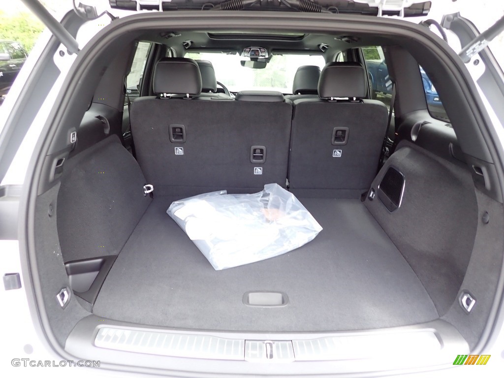 2022 Grand Cherokee Overland 4x4 - Bright White / Global Black photo #12