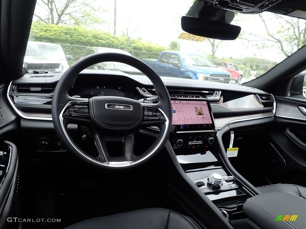 2022 Grand Cherokee Overland 4x4 - Bright White / Global Black photo #13