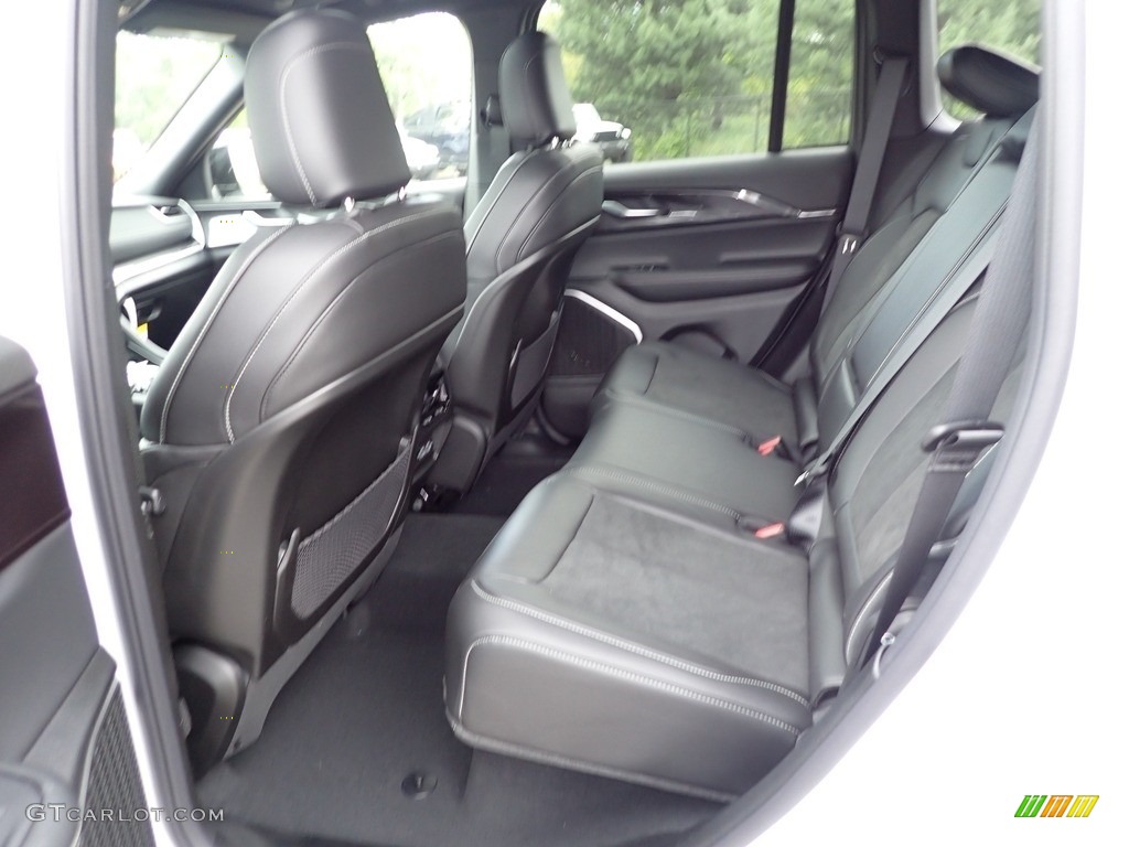 2022 Jeep Grand Cherokee Altitude 4x4 Rear Seat Photo #144260914