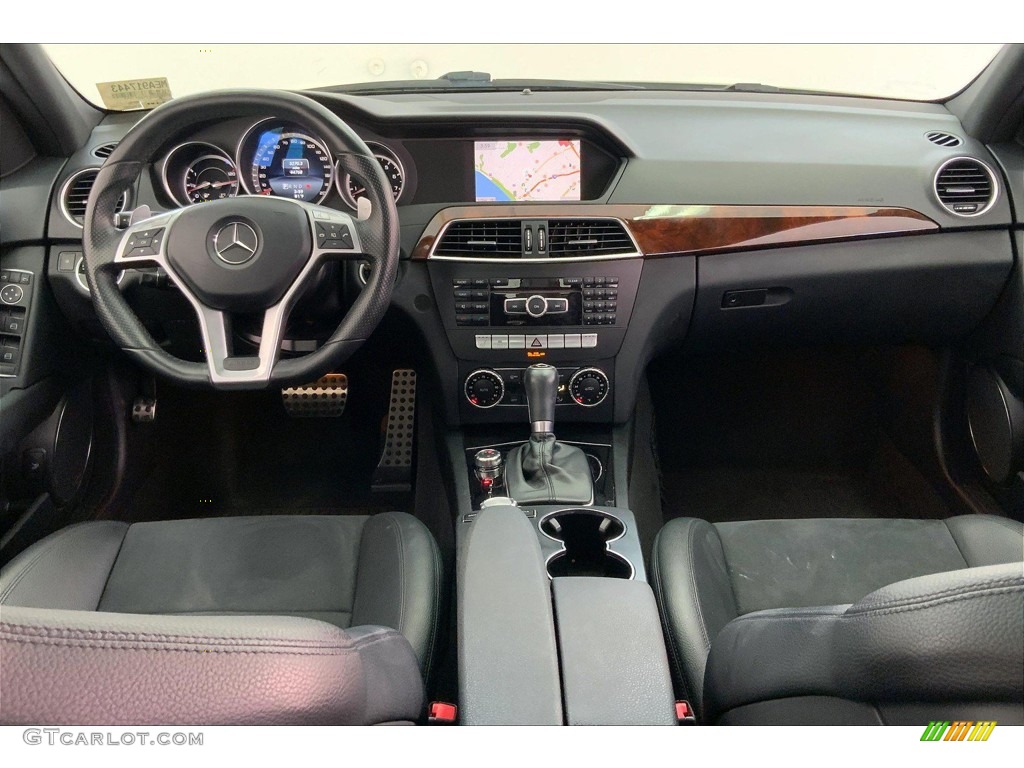 2014 Mercedes-Benz C 63 AMG Dashboard Photos