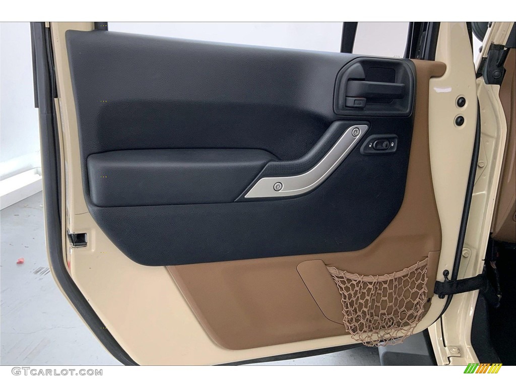 2012 Wrangler Unlimited Rubicon 4x4 - Sahara Tan / Black/Dark Saddle photo #25