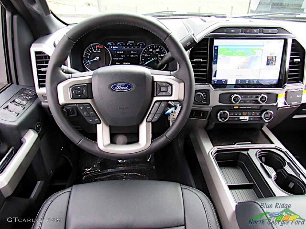 2022 F350 Super Duty Lariat Crew Cab 4x4 - Antimatter Blue / Black Onyx photo #15