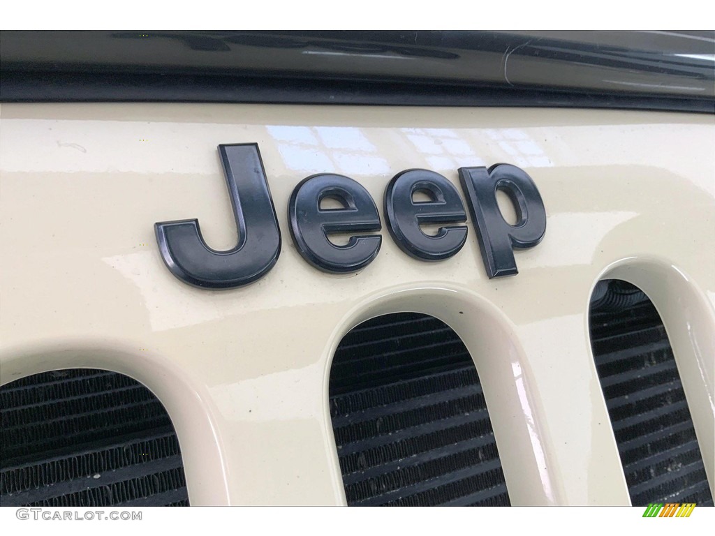 2012 Wrangler Unlimited Rubicon 4x4 - Sahara Tan / Black/Dark Saddle photo #29