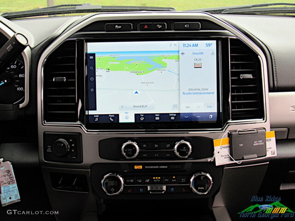 2022 F350 Super Duty Lariat Crew Cab 4x4 - Antimatter Blue / Black Onyx photo #17