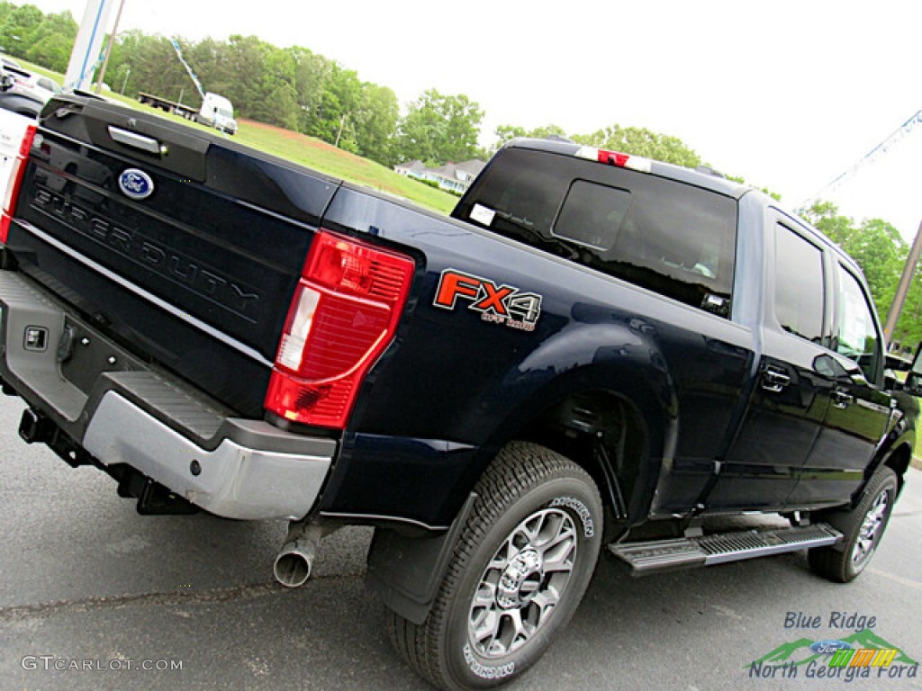 2022 F350 Super Duty Lariat Crew Cab 4x4 - Antimatter Blue / Black Onyx photo #28