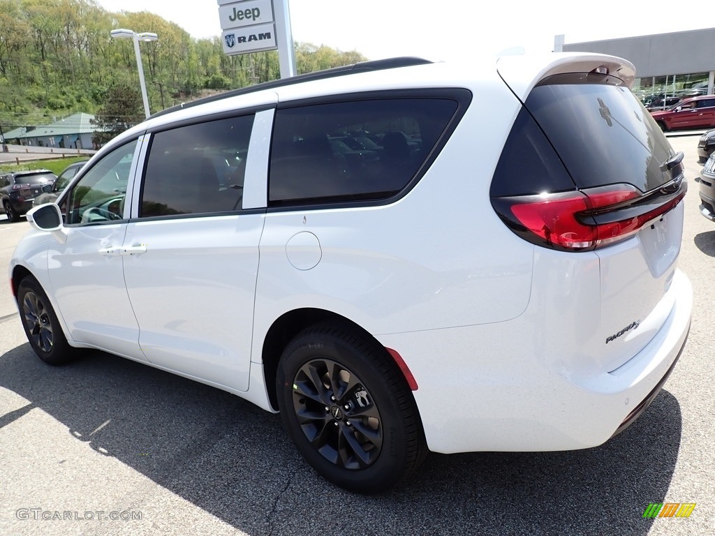 2022 Pacifica Touring L AWD - Bright White / Black photo #3