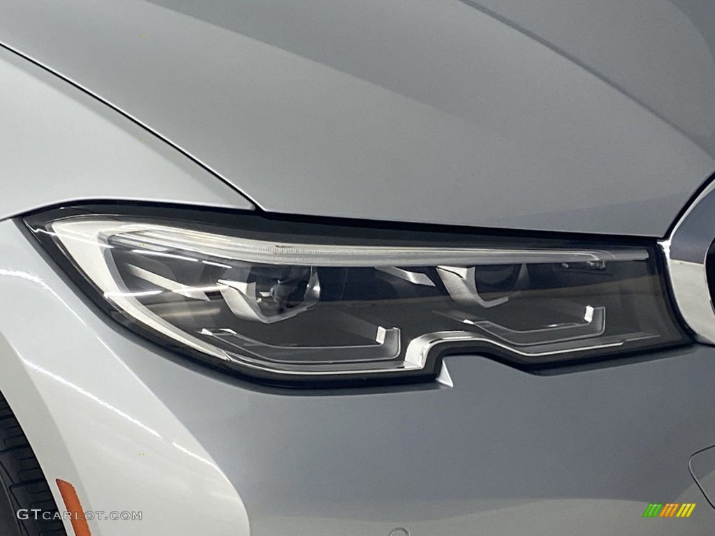 2019 3 Series 330i Sedan - Glacier Silver Metallic / Black photo #6