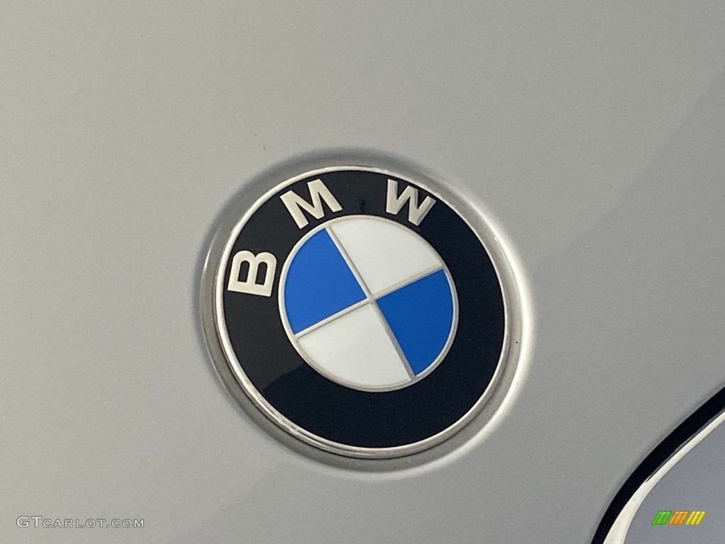 2019 3 Series 330i Sedan - Glacier Silver Metallic / Black photo #7