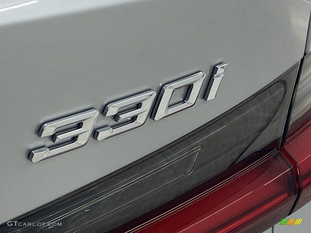 2019 3 Series 330i Sedan - Glacier Silver Metallic / Black photo #10