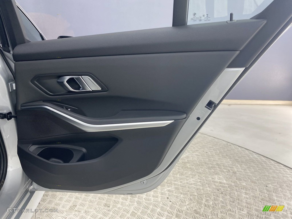 2019 3 Series 330i Sedan - Glacier Silver Metallic / Black photo #34