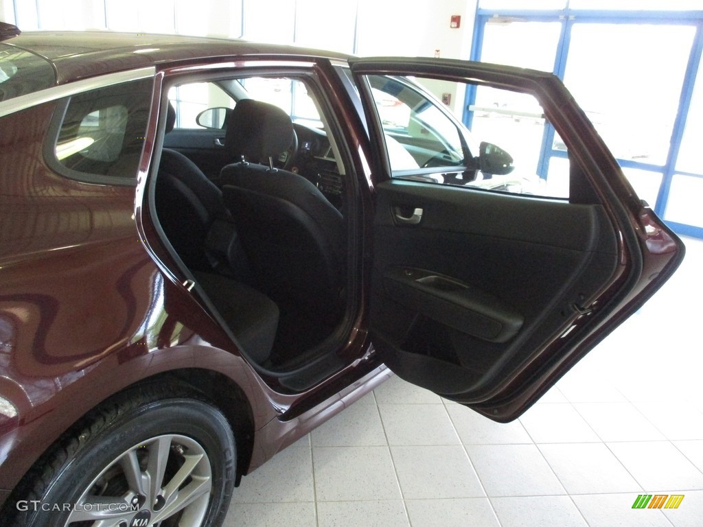 2020 Optima LX - Sangria / Black photo #20
