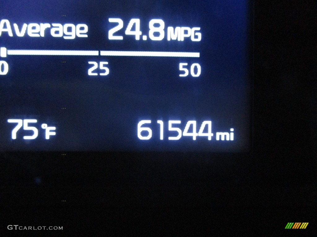2020 Optima LX - Sangria / Black photo #32