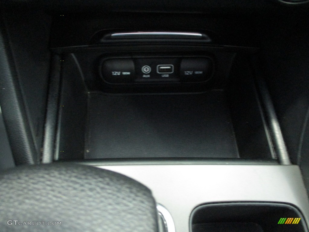 2020 Optima LX - Sangria / Black photo #40