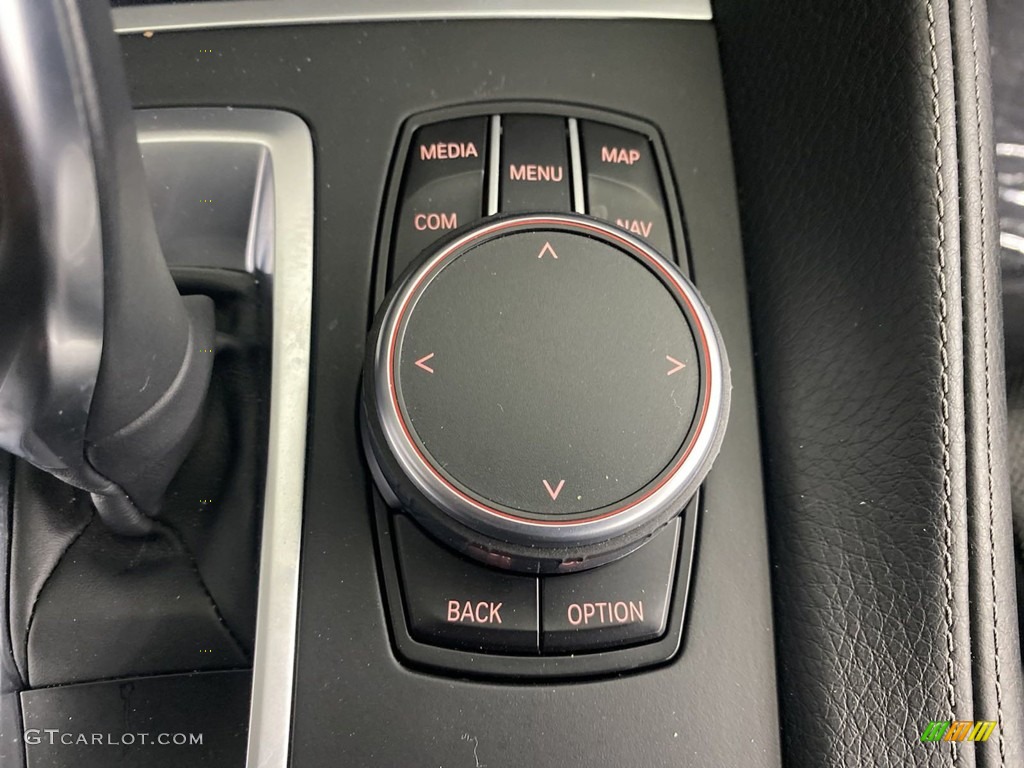 2019 X6 xDrive50i - Space Gray Metallic / Black photo #28