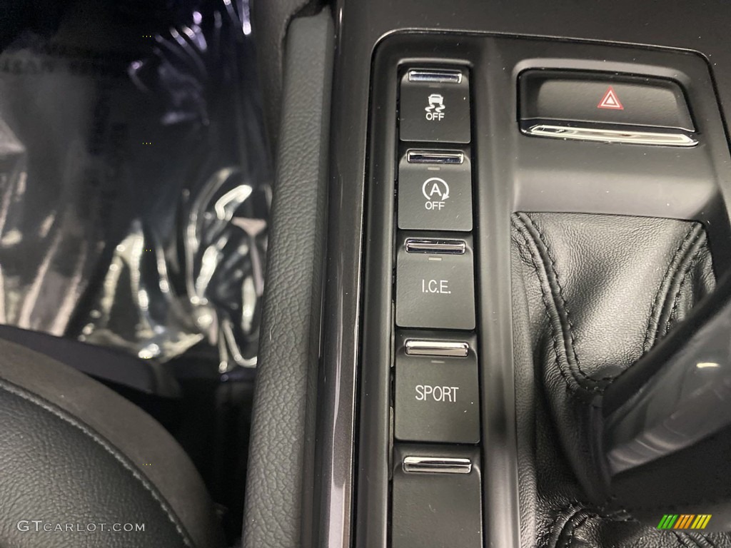 2019 Maserati Ghibli Standard Ghibli Model Controls Photos