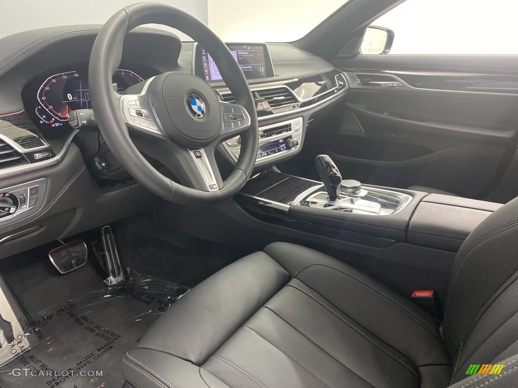 Black Interior 2022 BMW 7 Series 740i Sedan Photo #144270172
