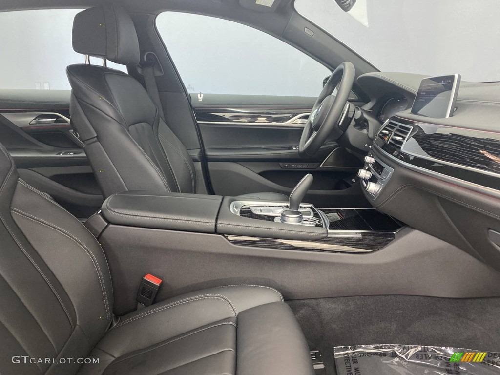 Black Interior 2022 BMW 7 Series 740i Sedan Photo #144270352