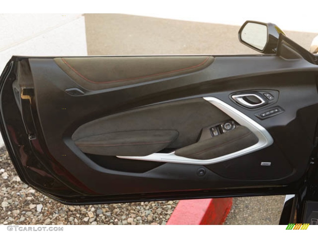 2020 Chevrolet Camaro ZL1 Convertible Jet Black Door Panel Photo #144275464