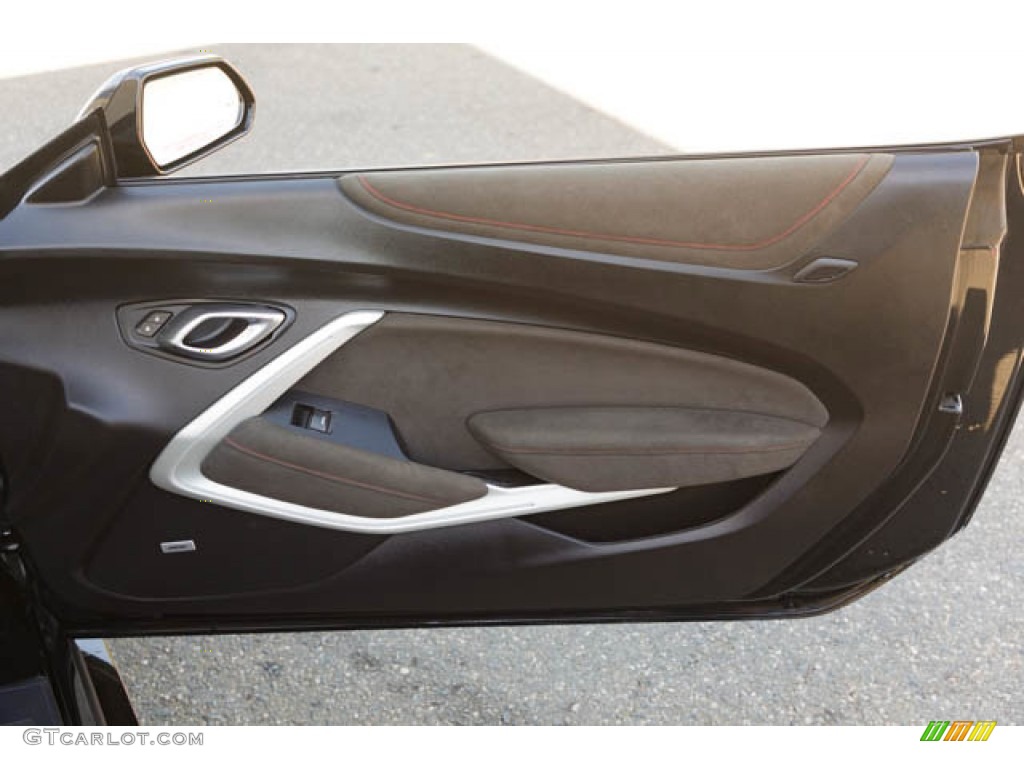 2020 Chevrolet Camaro ZL1 Convertible Door Panel Photos