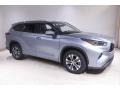 Moon Dust 2021 Toyota Highlander XLE AWD Exterior