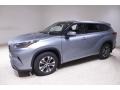 2021 Moon Dust Toyota Highlander XLE AWD  photo #3