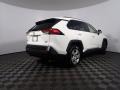 Super White - RAV4 XLE Photo No. 16
