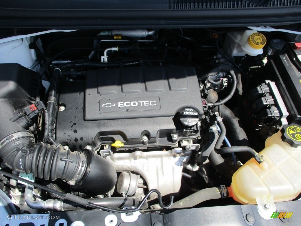 2019 Chevrolet Sonic LT Sedan Engine Photos