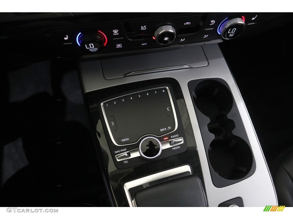 2019 Q7 45 Premium Plus quattro - Glacier White Metallic / Black photo #17
