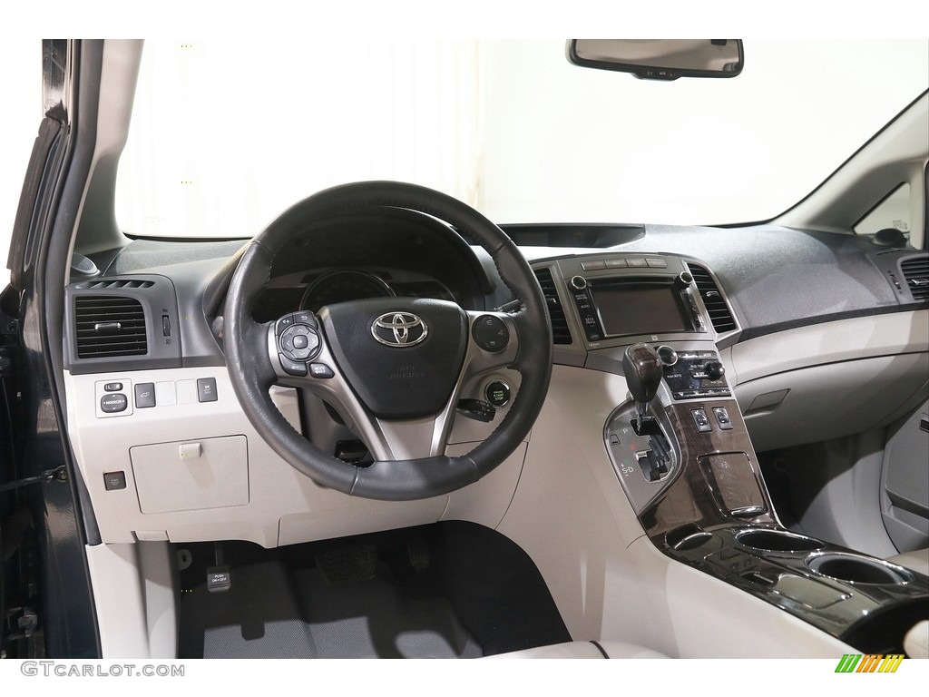 2013 Venza XLE AWD - Cosmic Gray Mica / Light Gray photo #6