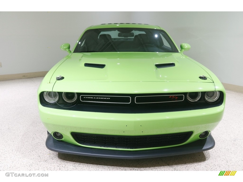 2015 Challenger R/T Scat Pack - Sublime Green Pearl / Black photo #2