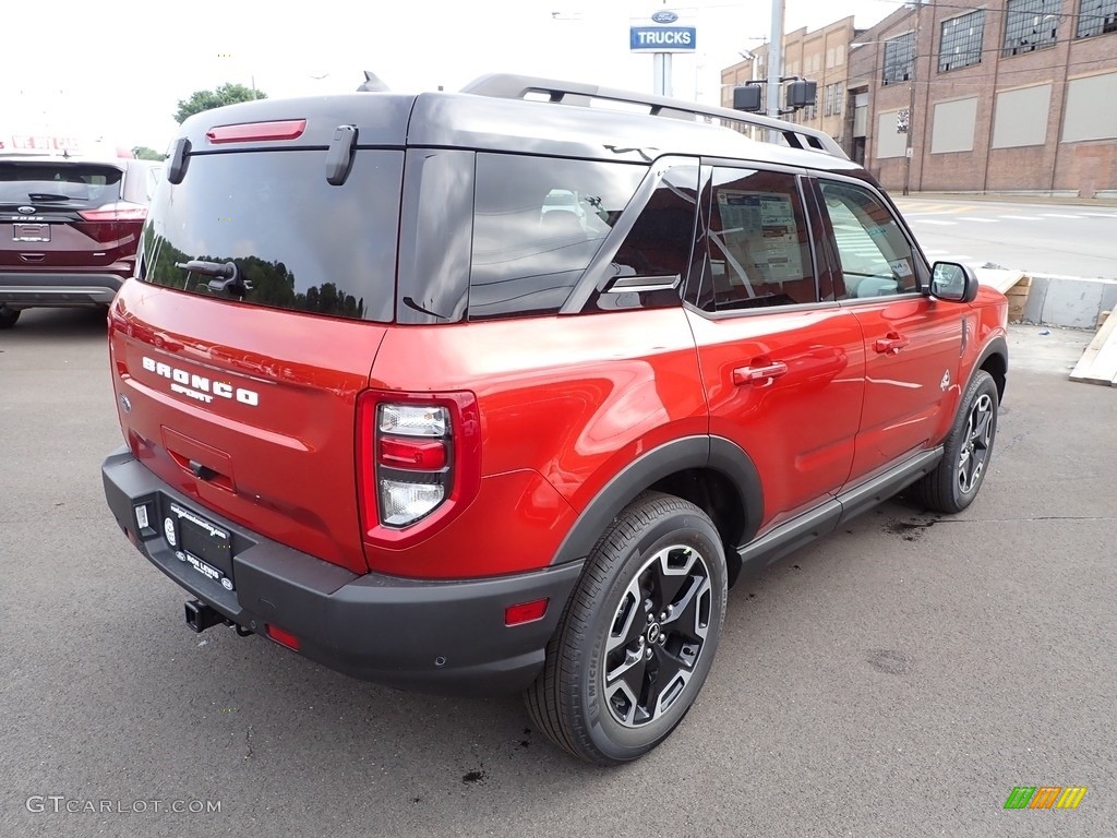 2022 Bronco Sport Outer Banks 4x4 - Hot Pepper Red / Navy Pier photo #8