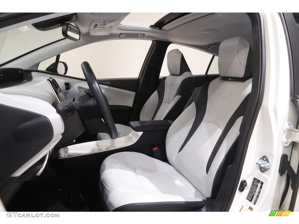 2017 Prius Prius Four - Blizzard White Pearl / Moonstone Gray photo #5