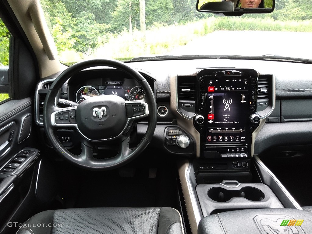 2019 1500 Laramie Crew Cab 4x4 - Billett Silver Metallic / Black photo #23