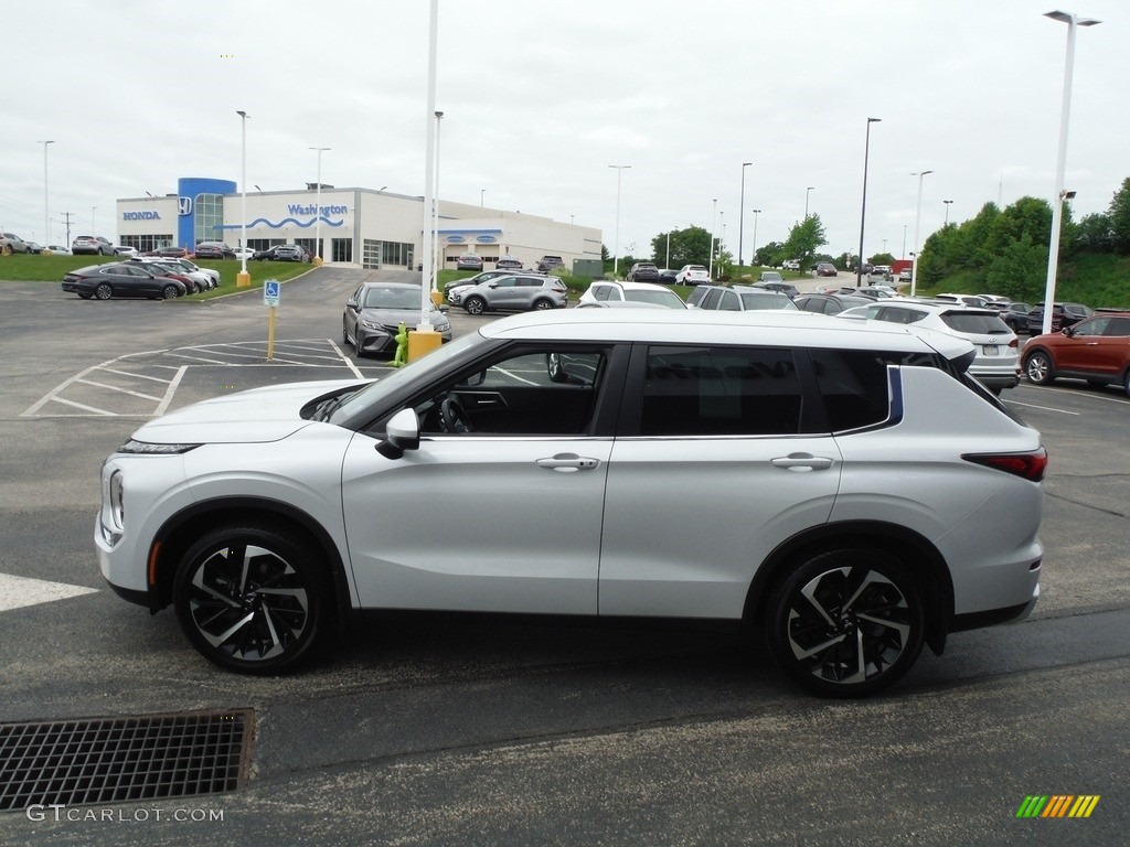 White Diamond 2022 Mitsubishi Outlander SE S-AWC Exterior Photo #144283669
