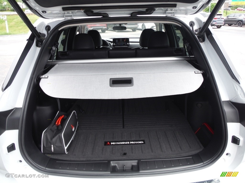 2022 Mitsubishi Outlander SE S-AWC Trunk Photos