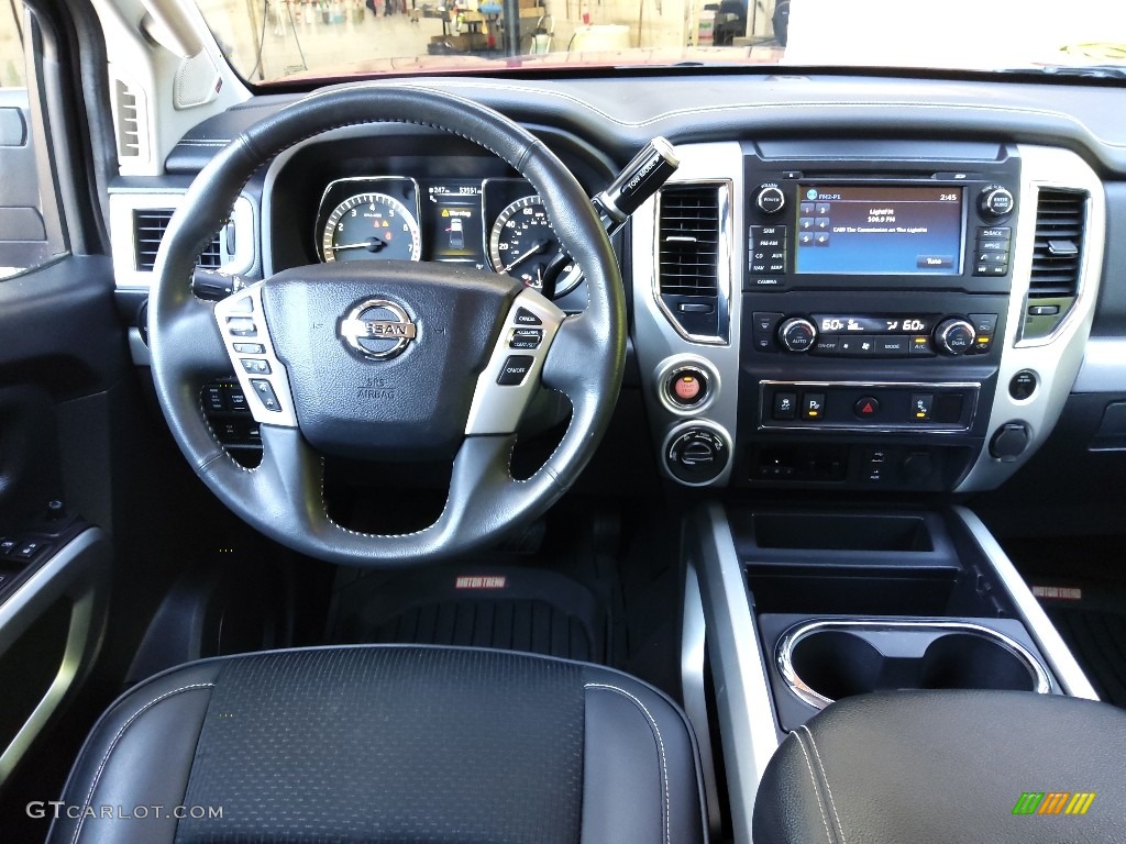 2017 Titan PRO-4X Crew Cab 4x4 - Cayenne Red / Black photo #15