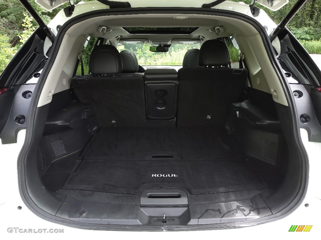 2020 Nissan Rogue SL Trunk Photos