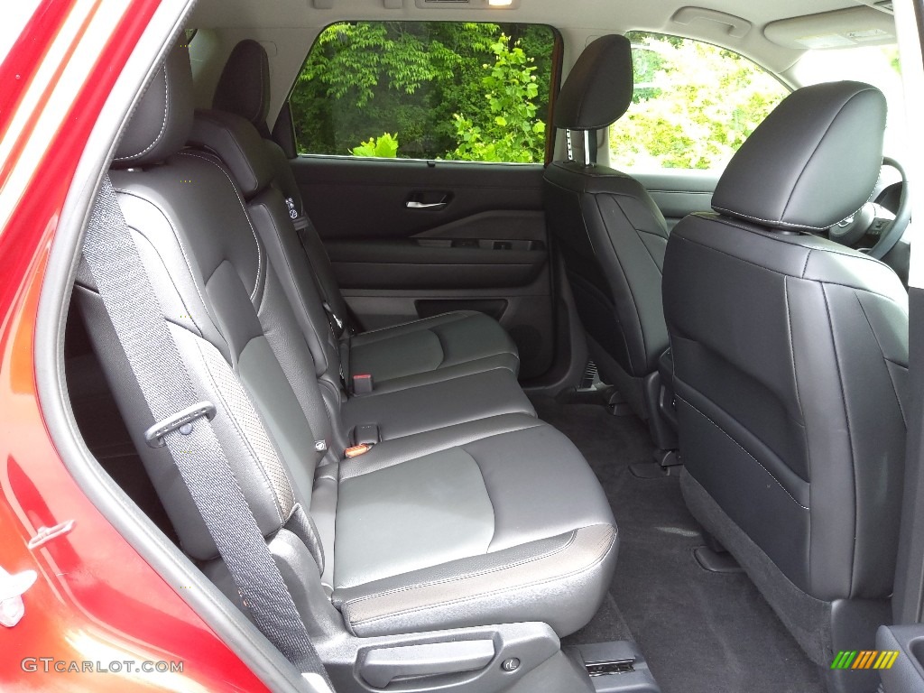 2022 Nissan Pathfinder SL 4x4 Rear Seat Photos