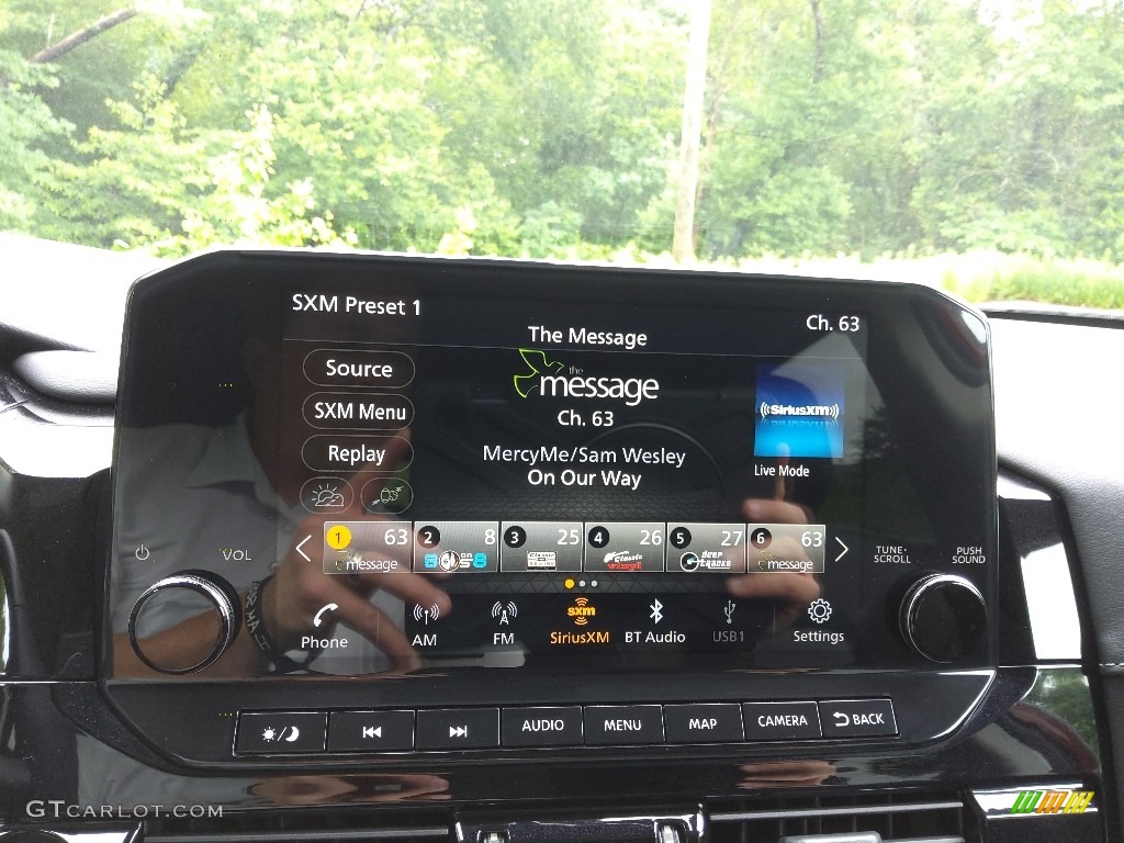 2022 Nissan Pathfinder SL 4x4 Controls Photo #144285742
