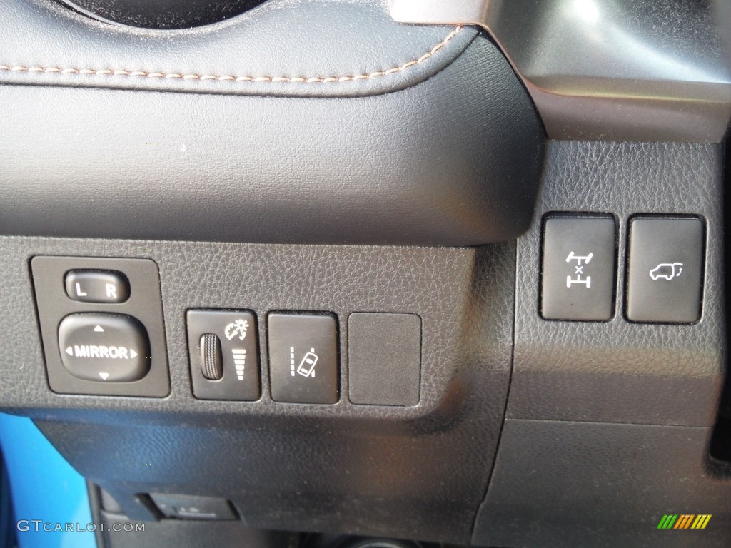 2018 RAV4 SE AWD - Electric Storm Blue / Black photo #10