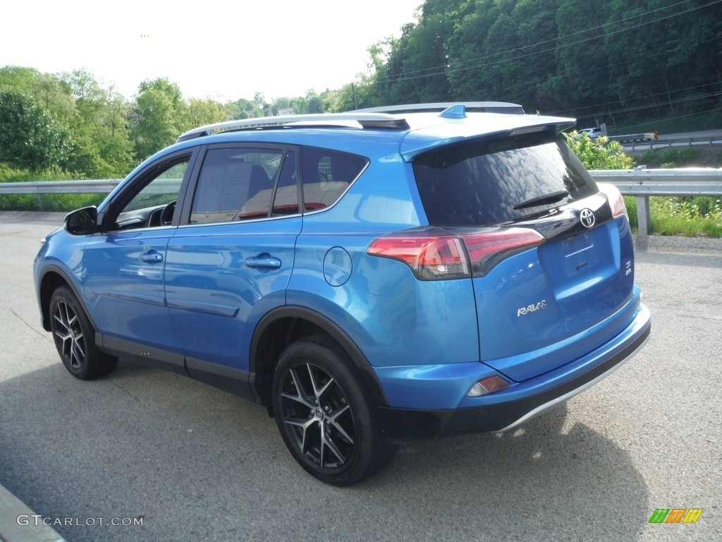2018 RAV4 SE AWD - Electric Storm Blue / Black photo #17