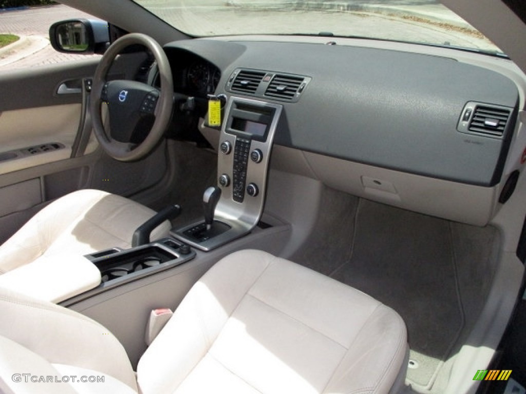 2010 C70 T5 - Celestial Blue Metallic / Cacite Cream photo #12