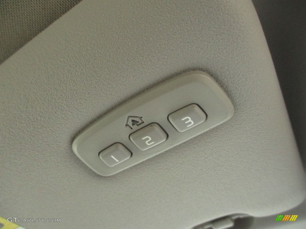2010 C70 T5 - Celestial Blue Metallic / Cacite Cream photo #38