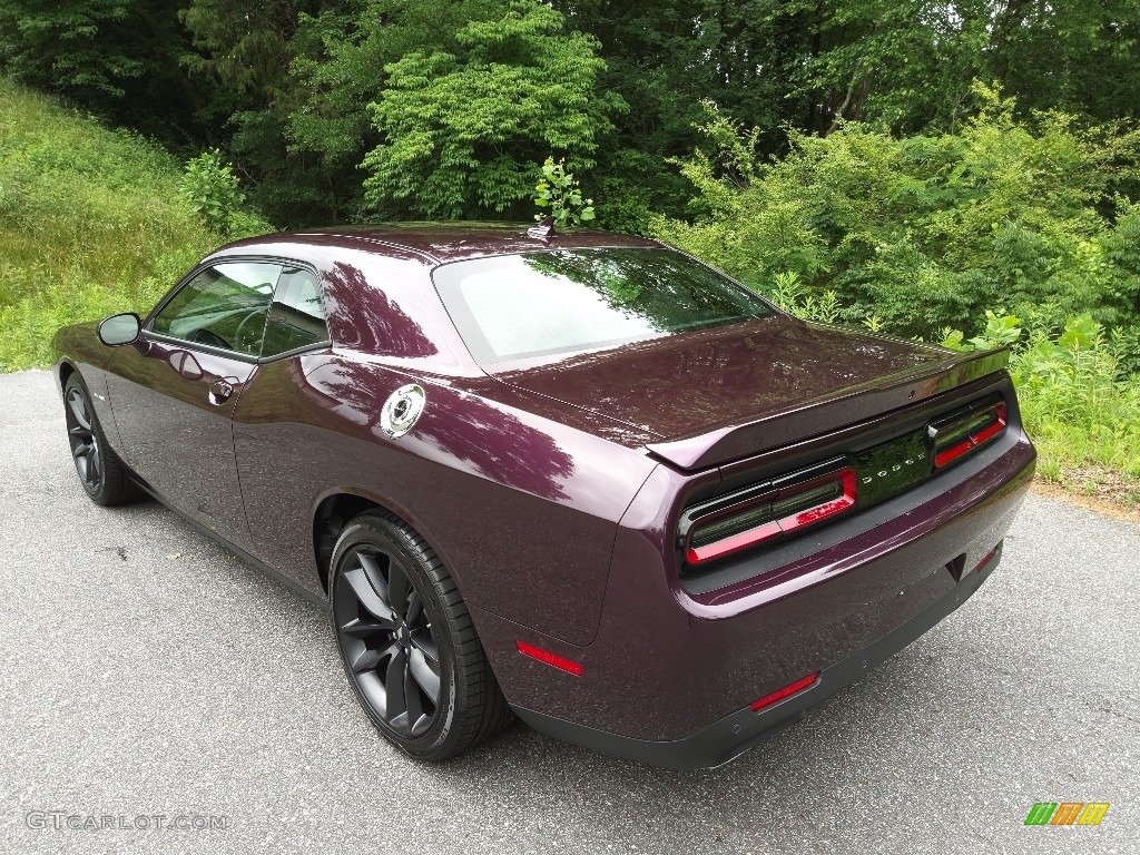 2022 Challenger R/T - Hellraisin / Black photo #8