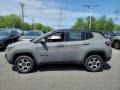 Sting Gray - Compass Trailhawk 4x4 Photo No. 3
