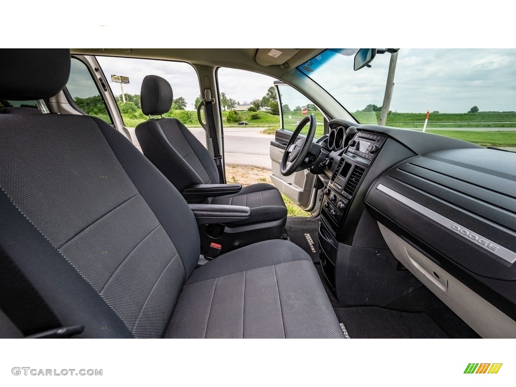2008 Grand Caravan SE - Stone White / Medium Slate Gray/Light Shale photo #25