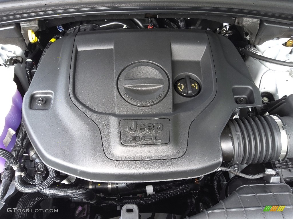 2022 Grand Cherokee Overland 4x4 - Bright White / Global Black photo #9