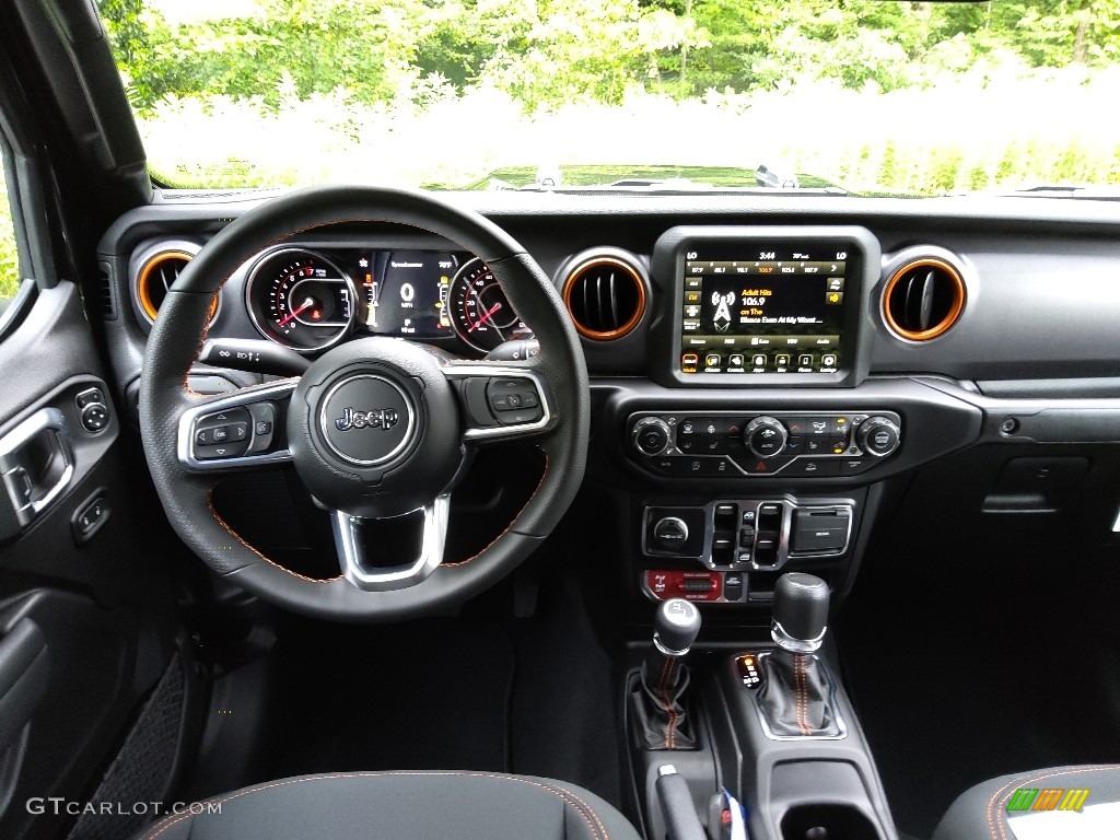 2022 Jeep Gladiator Mojave 4x4 Dashboard Photos