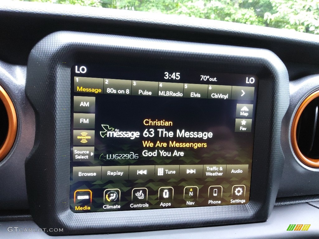 2022 Jeep Gladiator Mojave 4x4 Audio System Photo #144292639