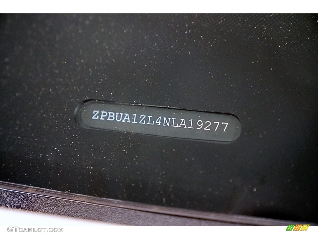 2022 Urus AWD - Bianco Icarus Metallic / Rosso Alala/Nero Ade photo #37